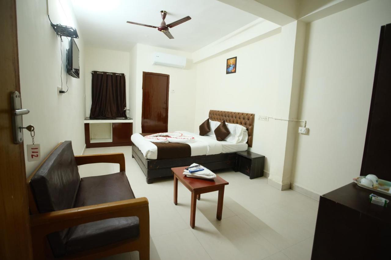 Ganesh Guest House เชนไน ภายนอก รูปภาพ